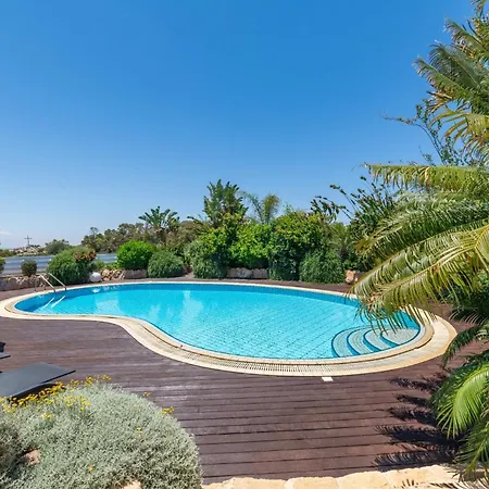 Panorama Villa *